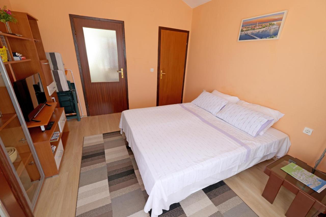 Nera Appartement Zadar Buitenkant foto