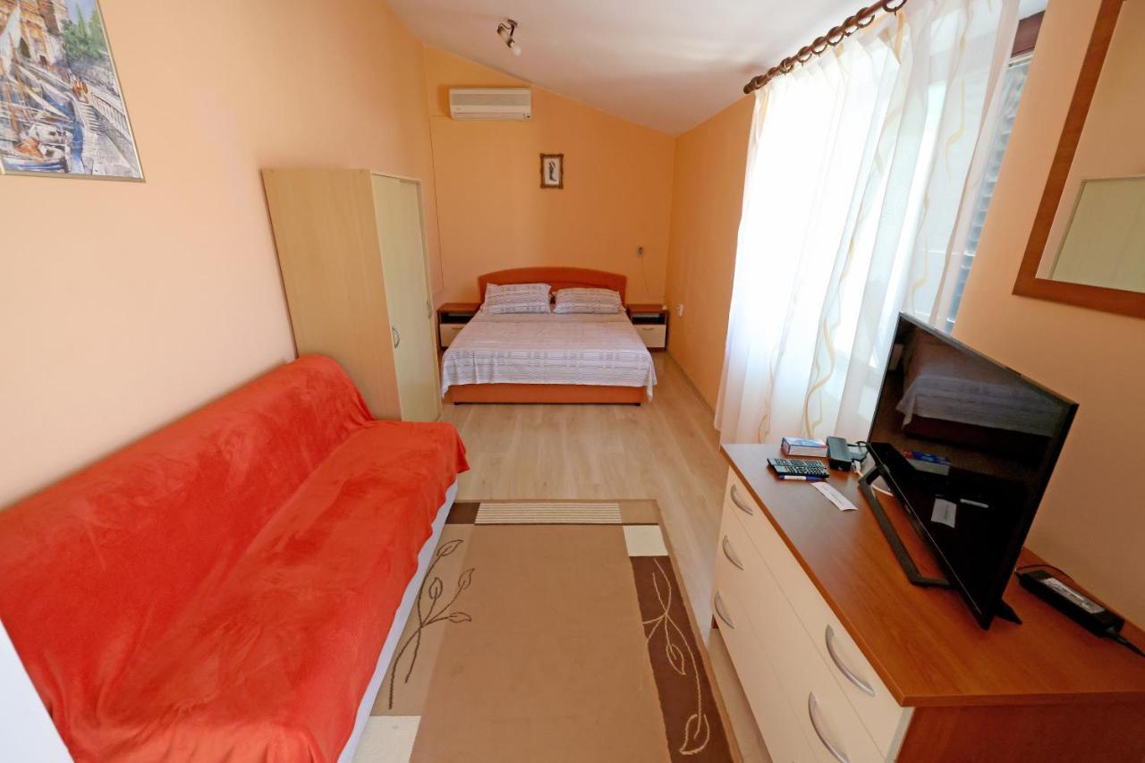 Nera Appartement Zadar Buitenkant foto