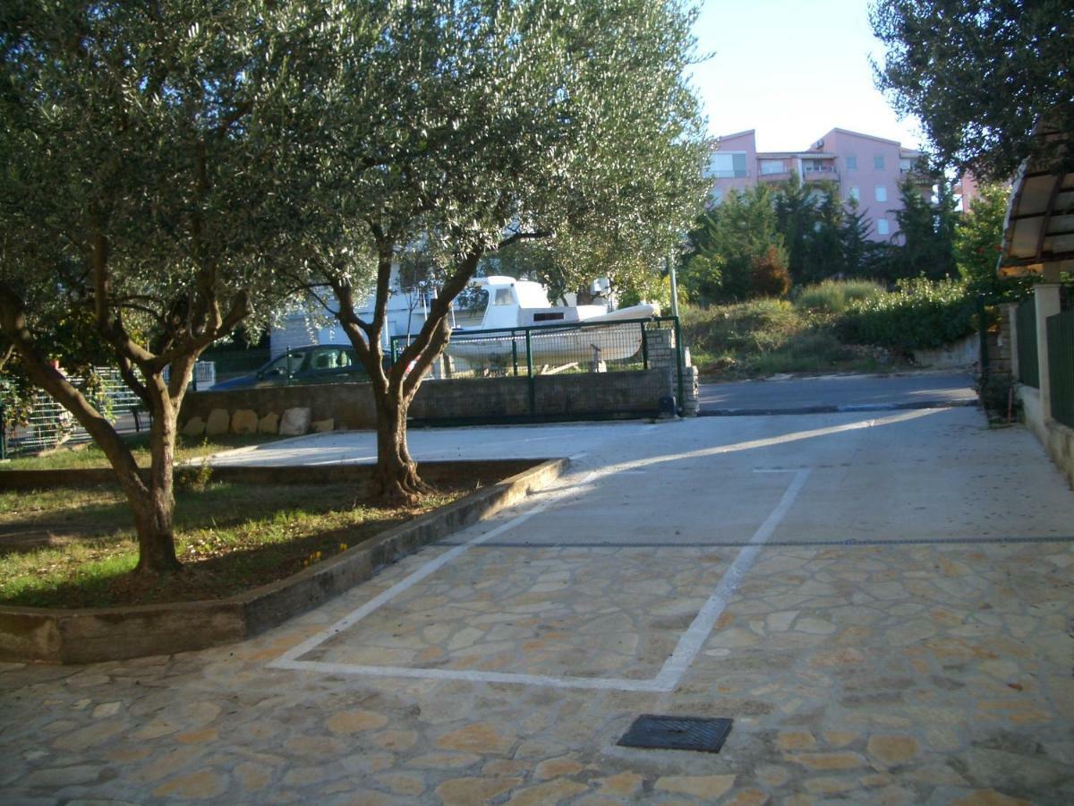Nera Appartement Zadar Buitenkant foto